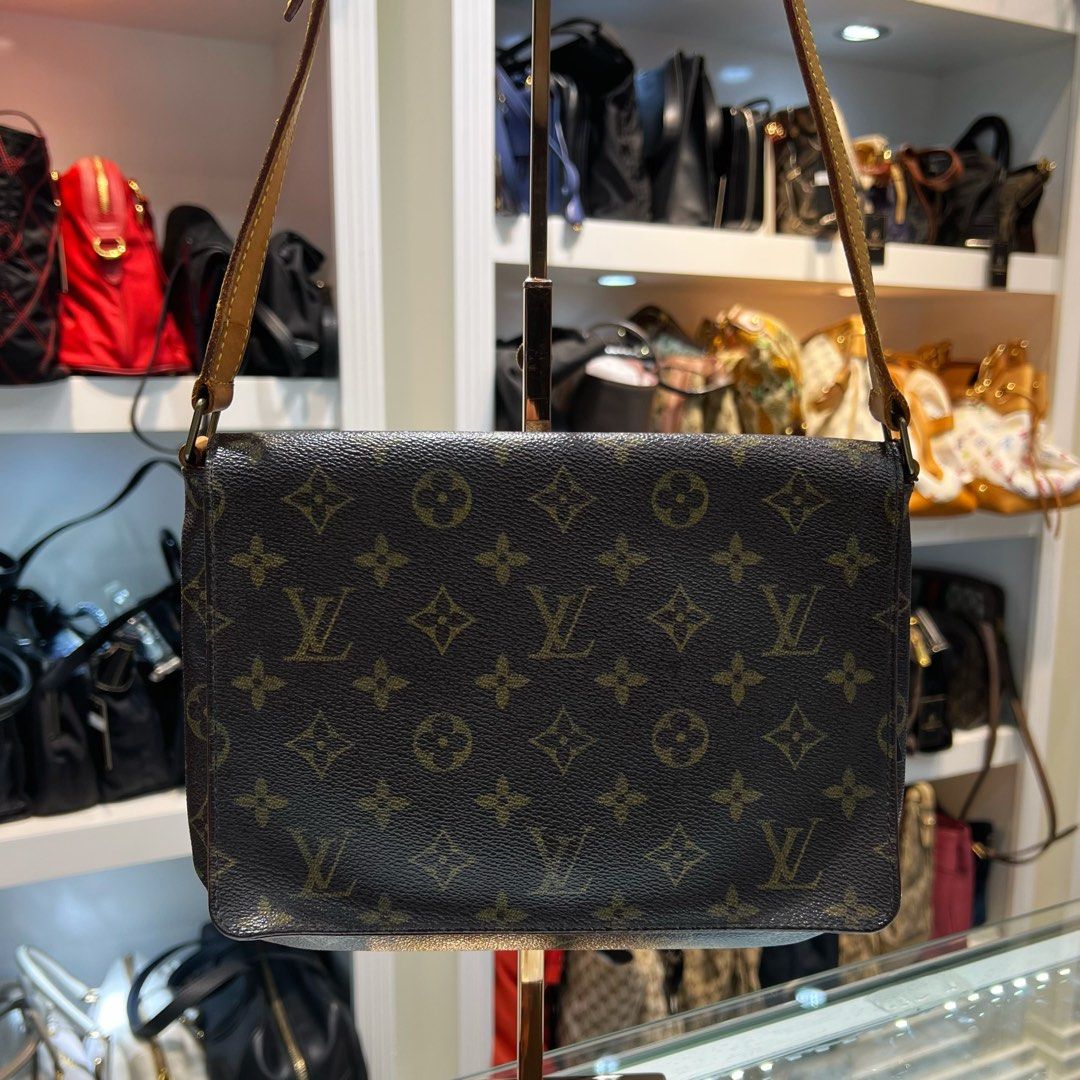 LV Alpha Messenger Bag, Women's Fashion, Bags & Wallets, Shoulder Bags on  Carousell