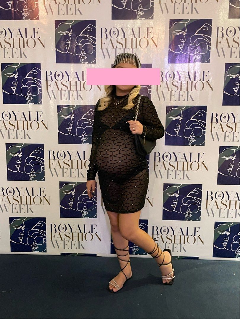 Maternity Dress Set (Category: Maternity wear) located in Bulacan. Submitted by ddpreloveditems (Listing ID 1209223524, Image 1). Description: Best for your Maternity Shoot Dress and Hair Dress Only inner bikini not included STRECTHABLE FABRIC .