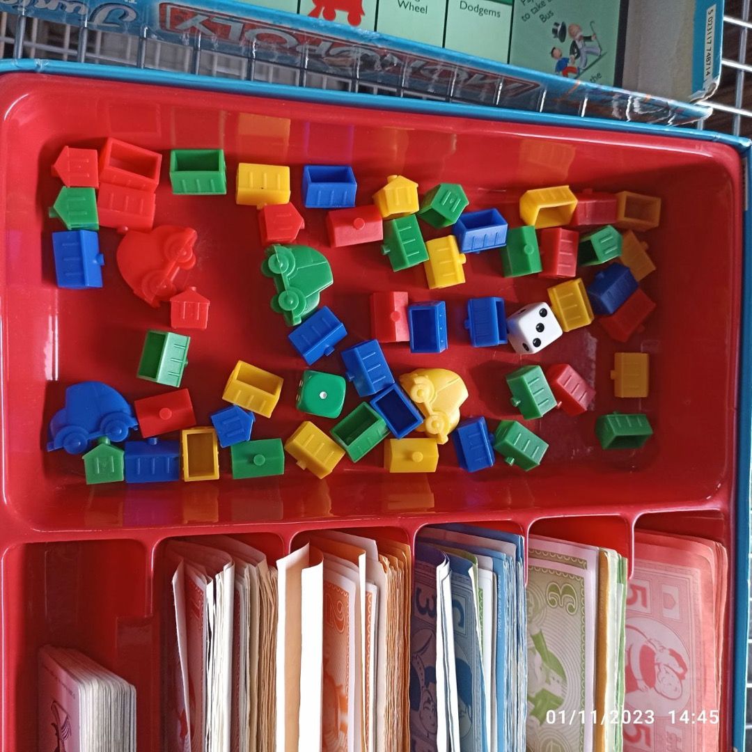 Monopoly Junior The Roller Coaster Money Game (Parker Brothers Hasbro