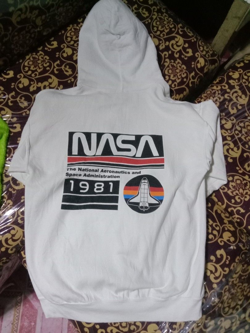 Neon riot NASA HOODIE MEDIUM on tag 27 length 22 weight