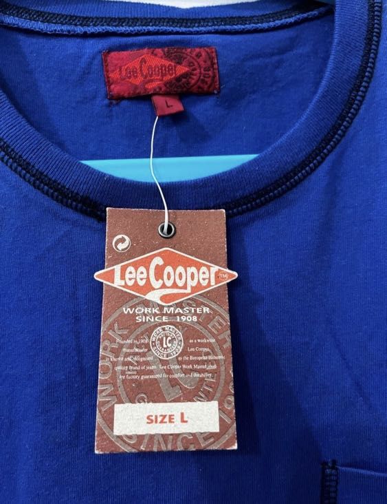 Original Brand New Lee Cooper Shirt (Category: Tshirts & Polo Shirts ) located in San Pedro. Submitted by Doc_Jo (Listing ID 1209211526, Image 2). Description: Bought from Kuwait.
