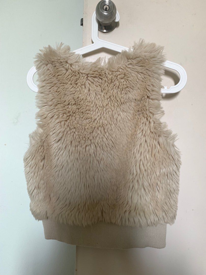 Original H M faux fur vest in cream Women s Fashion Coats