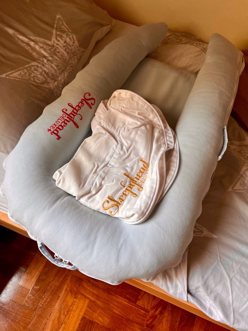 Original Sleepyhead well used, Babies & Kids, Baby Nursery & Kids