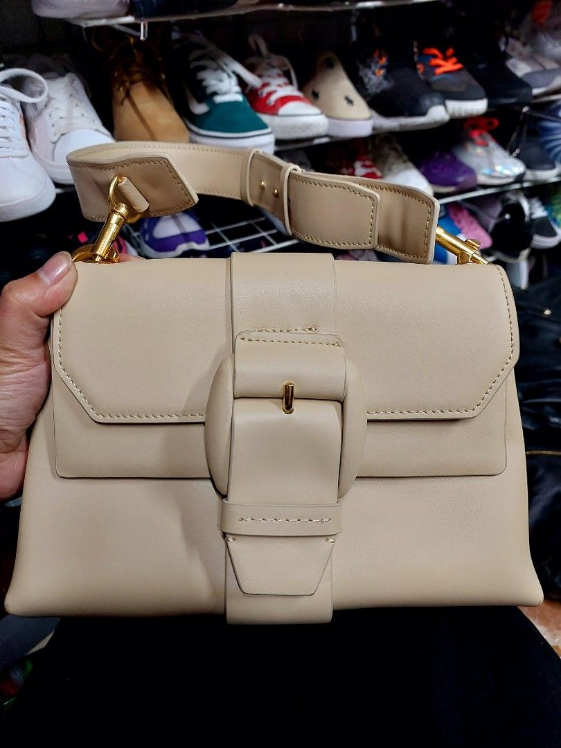 Oroton discount frida mini