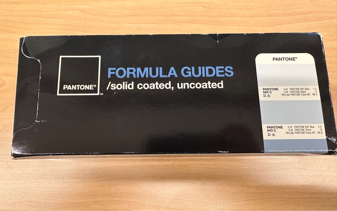 Pantone formula guide solid coated & uncoated, 興趣及遊戲, 手作