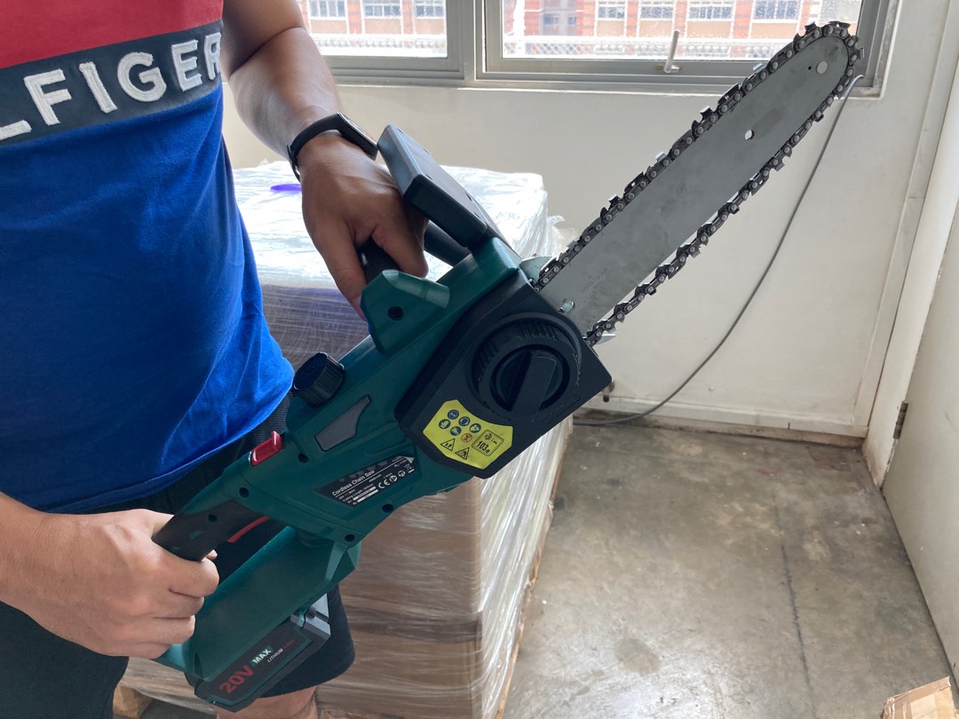 PosenPro cordless chainsaw PGCS20, Furniture & Home Living, Home ...