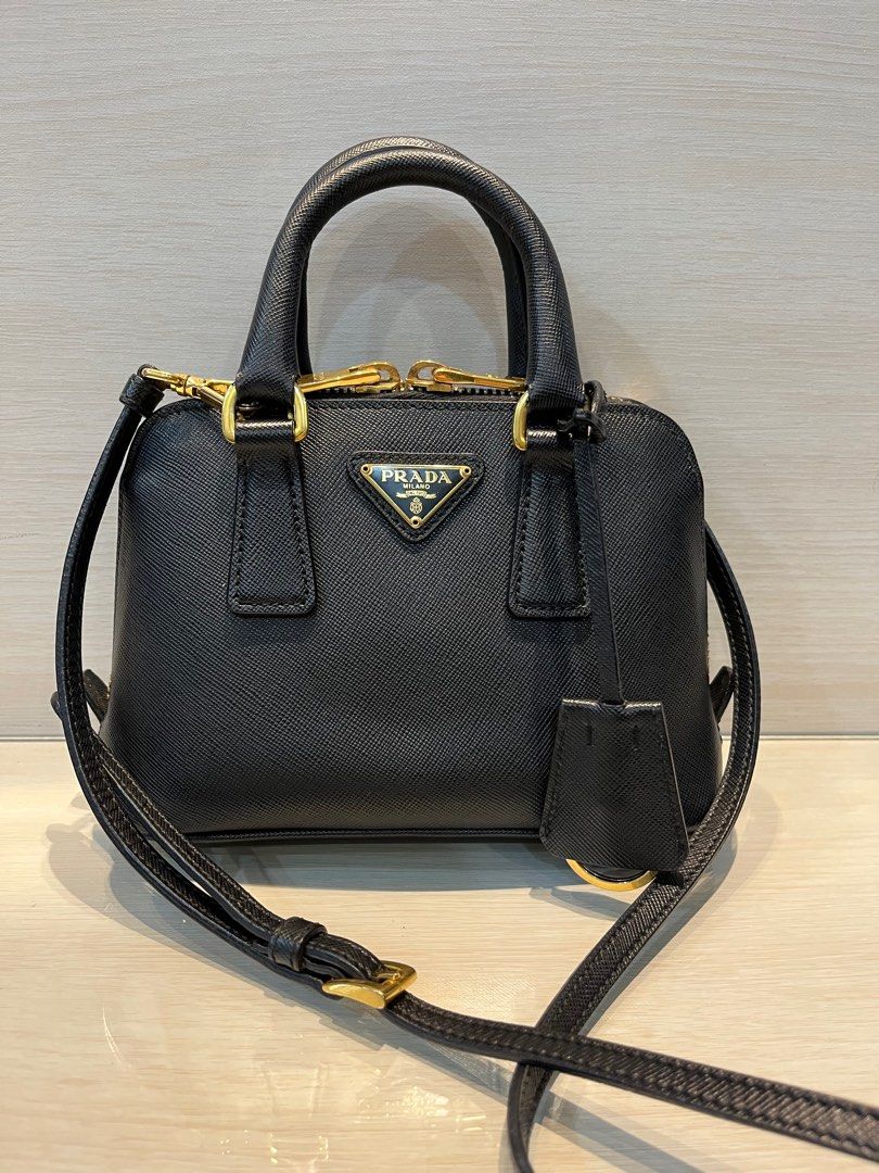 Prada saffiano lux mini bag outlet