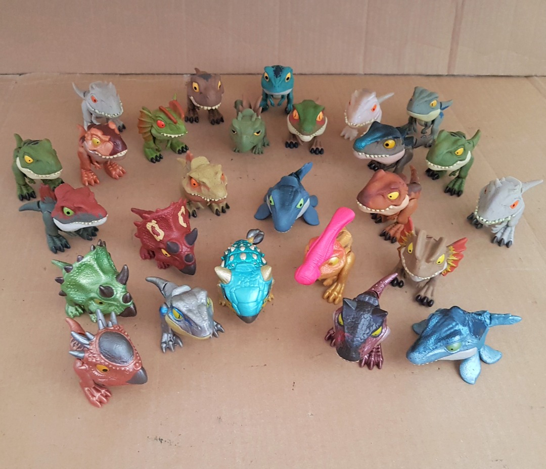 Rare Dinosaur Collectibles, 26 Designer Dinosaurs for 55, Jurassic