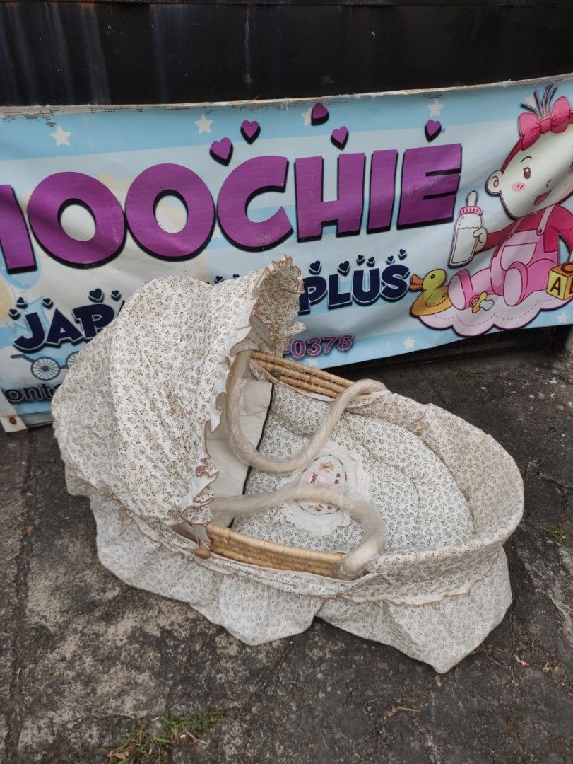 rattan baby basket carrier, Babies & Kids, Infant Playtime on Carousell