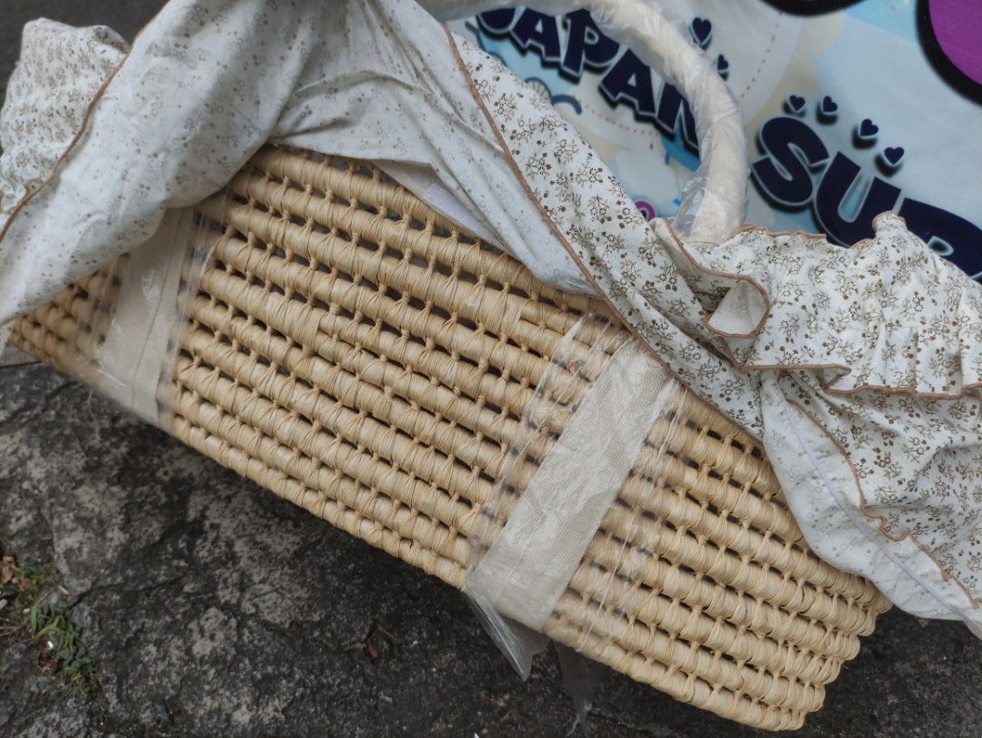 rattan baby basket carrier, Babies & Kids, Infant Playtime on Carousell