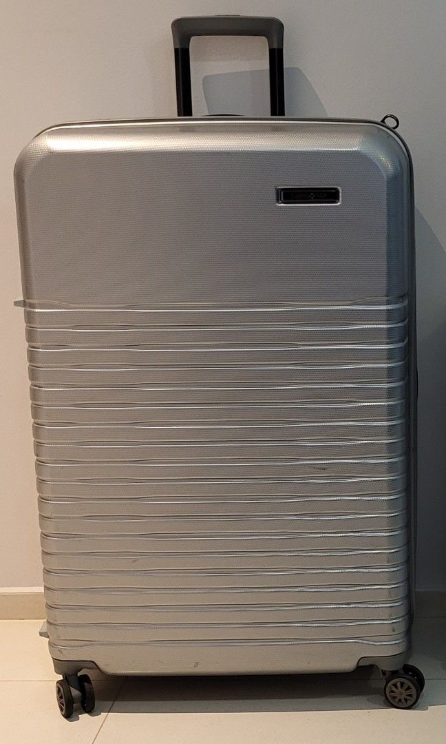 Samsonite viva lite hardside spinner, Hobbies & Toys, Travel, Luggage