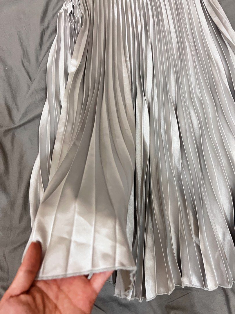 Vintage Silver Platted Maxi skirt, Women's Fashion, Bottoms, Skirts on ...