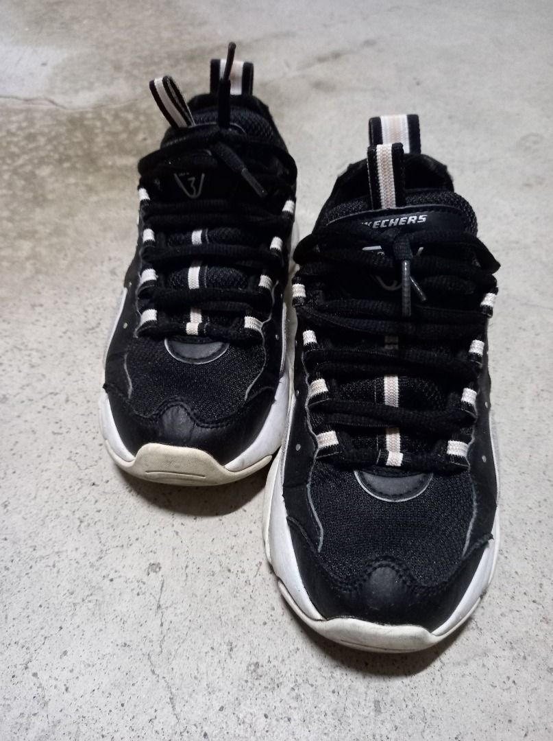 Memory foam nike shoes hotsell