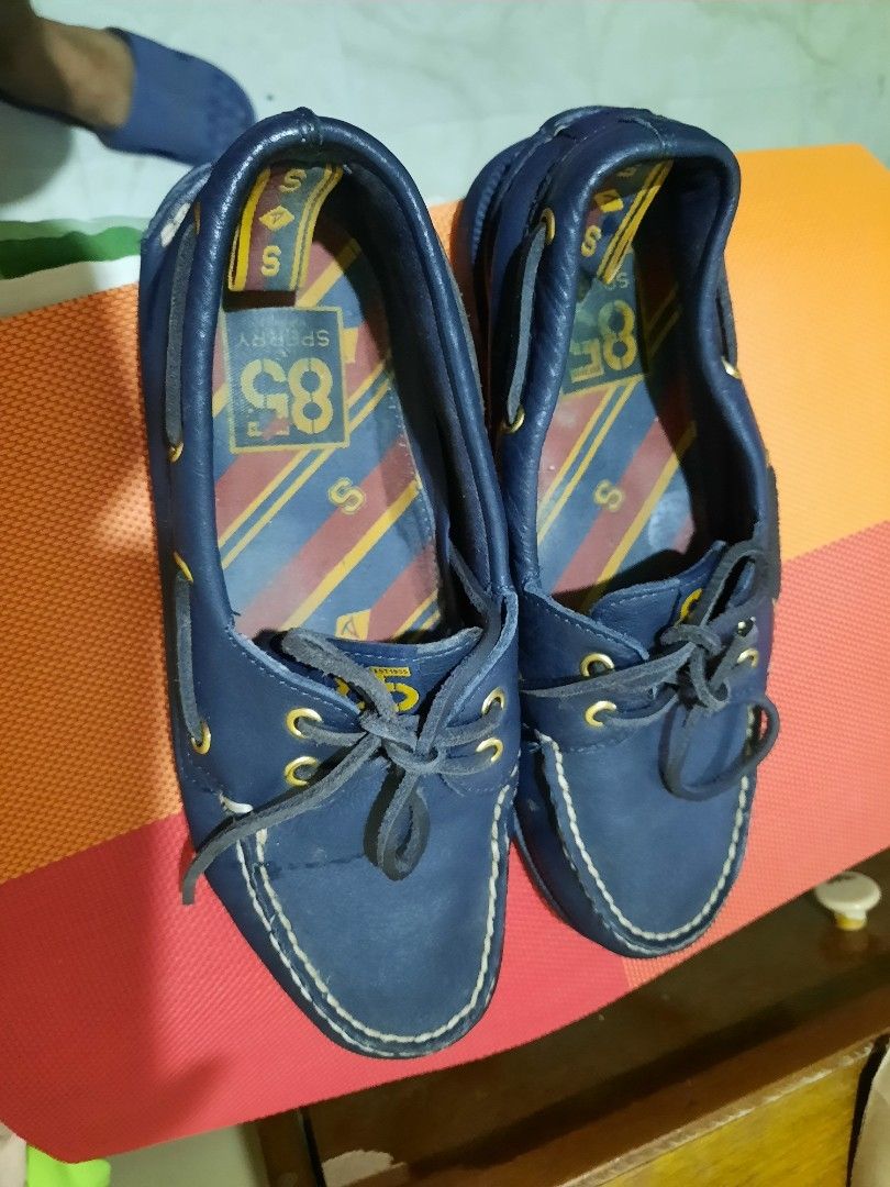 Sperry festival deals mall