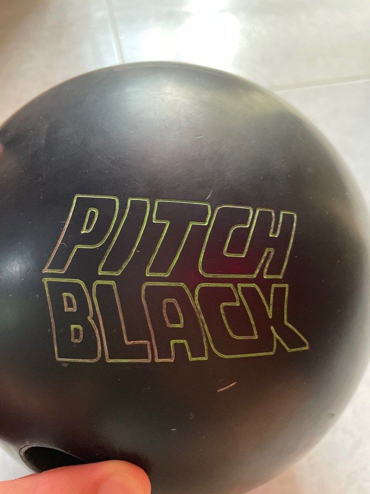 Storm Pitch Black Solid Urethane Bowling Ball - 15lb With Capacitor Core For Controlled Performance