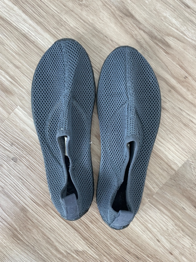 underwater shoes