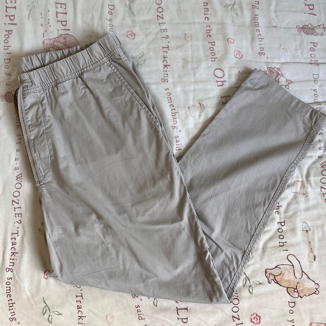 Uniqlo Men Cotton Relaxed Ankle Pants, Men's Fashion, Bottoms, Trousers