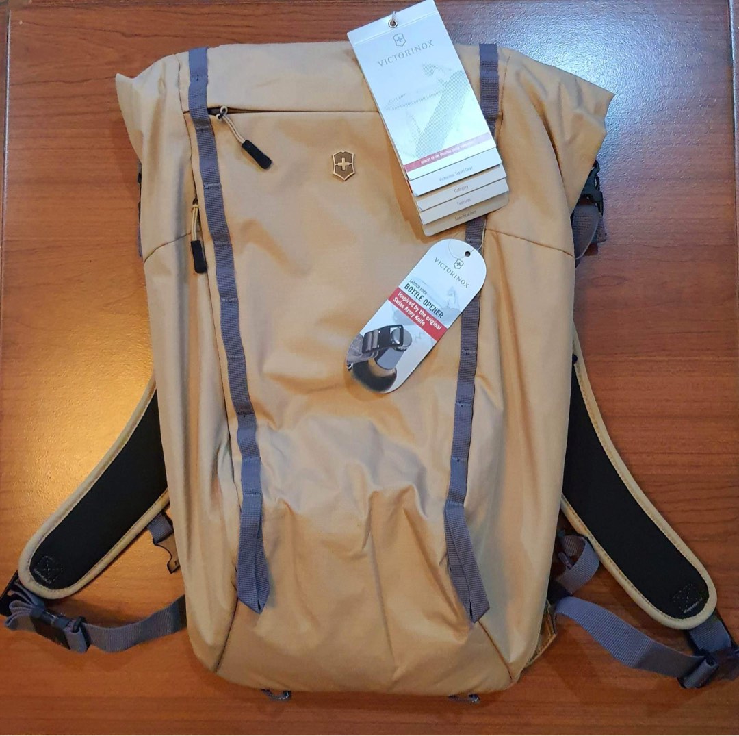 Victorinox Altmont Active Rolltop Backpack Travel Bag Tactical Bag