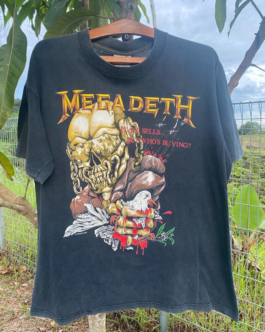 Vintage megadeth, Men's Fashion, Tops & Sets, Tshirts & Polo Shirts on ...