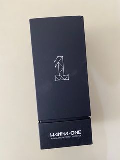 Wannaone lightstick ver 1&2