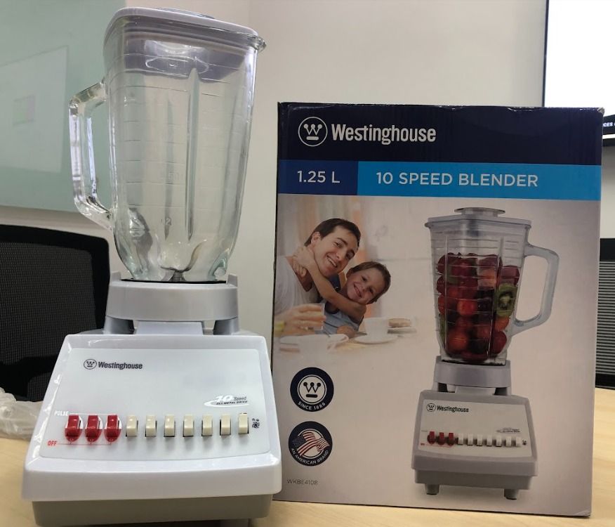 Westinghouse 220 volts Blender 1000 watts 2 speed glass jar