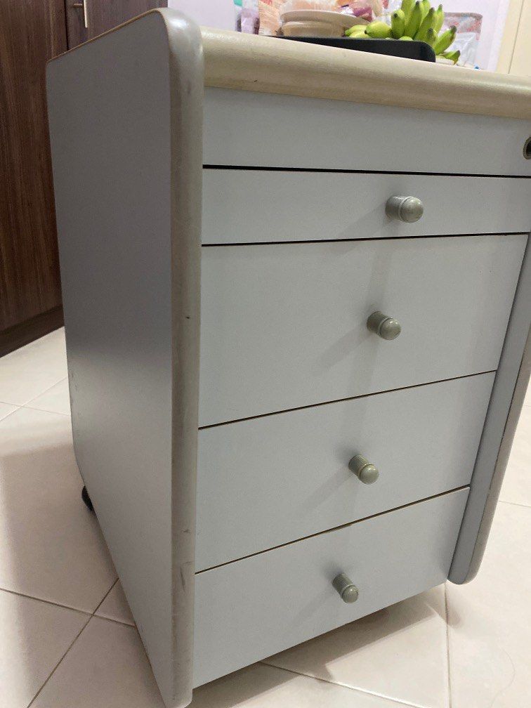 Work (keys not working), Furniture & Home Living, Furniture