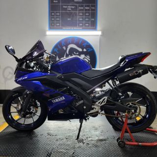 Bike Wash Yamaha R15 V3