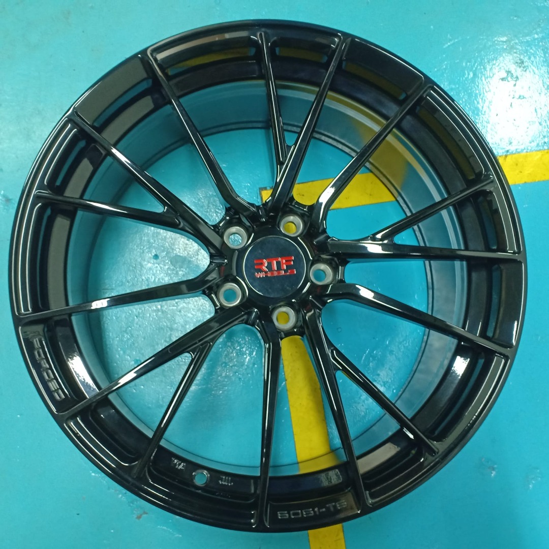 19" RTF Original rims (staggered), Car Accessories, Tyres & Rims on