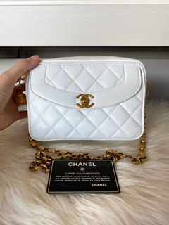 -CHANEL VINTAGE COLLECTION- Collection item 2