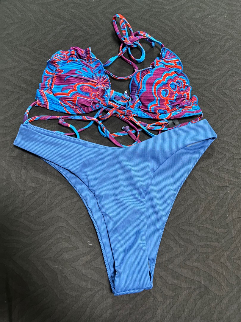 2piece bikini, Women's Fashion, Swimwear, Bikinis & Swimsuits on Carousell