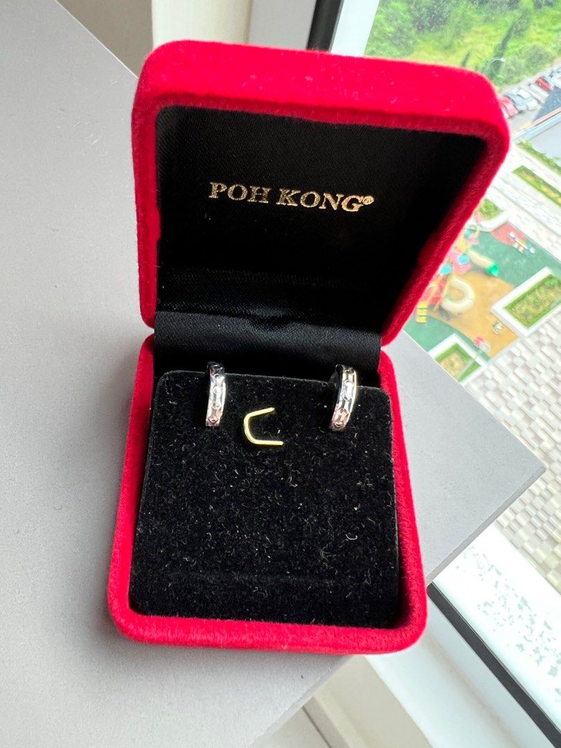 Poh kong on sale white gold earring