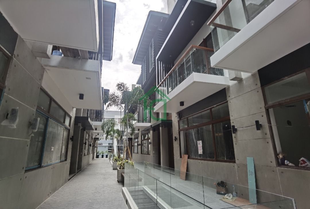 5 Storey House with Elevator House in Tomas Morato Quezon City with