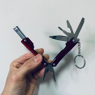 (8成新) 戶外多用途小刀 瑞士刀