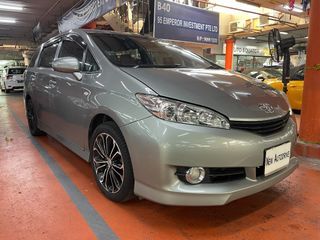 Toyota Wish 2.0 (A)