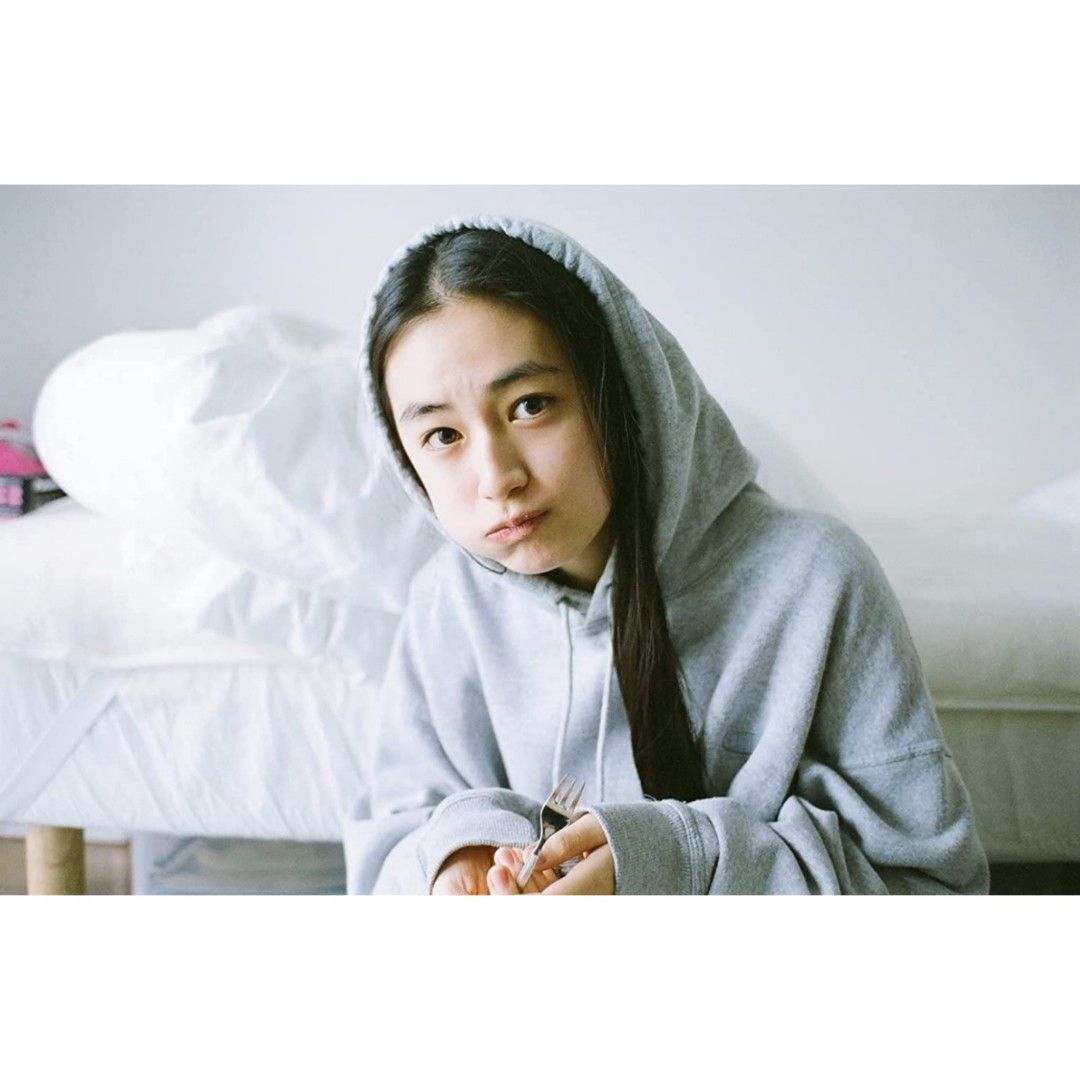 八木莉可子寫真集Pitter-patter 初回限定裝版日劇first love 初戀女角