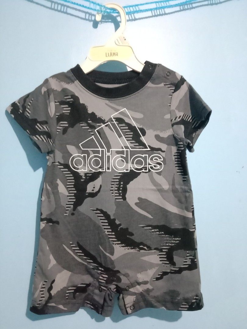 ADIDAS BABY ROMPER 6M (Category: Babies & Kids Fashion) located in Las Pinas. Submitted by calebsam87 (Listing ID 1209377929, Image 2). Description: gcash payment shopee check out.