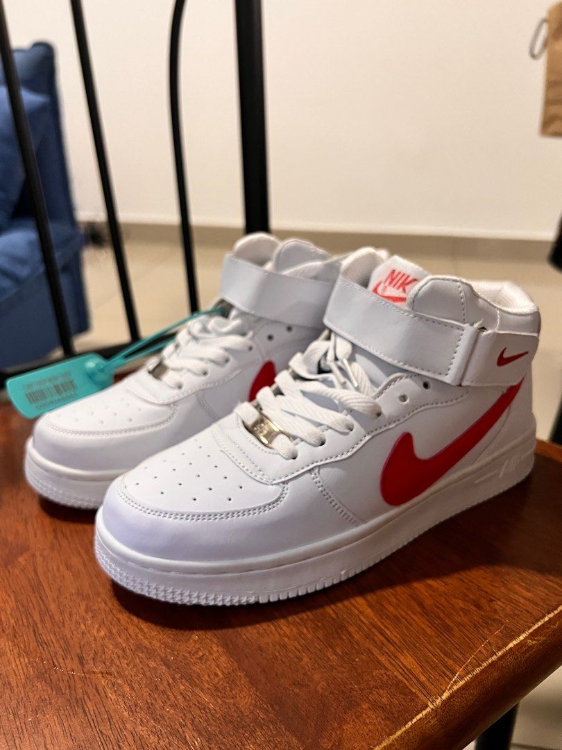 Are air force outlet ones running shoes