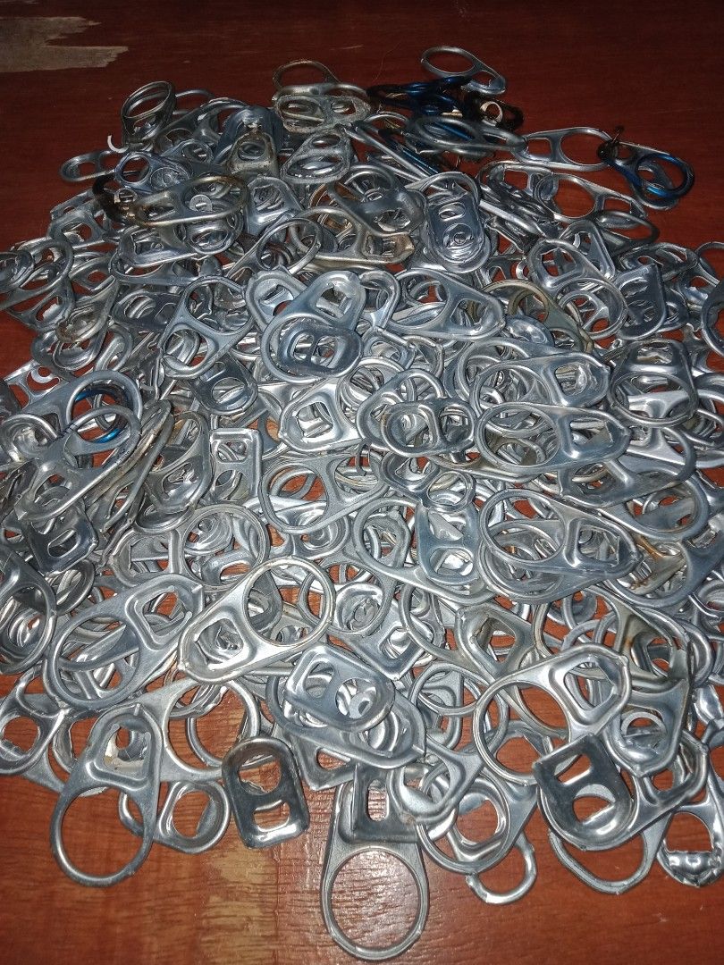 Aluminum can tab, Hobbies & Toys, Stationary & Craft, Craft Supplies