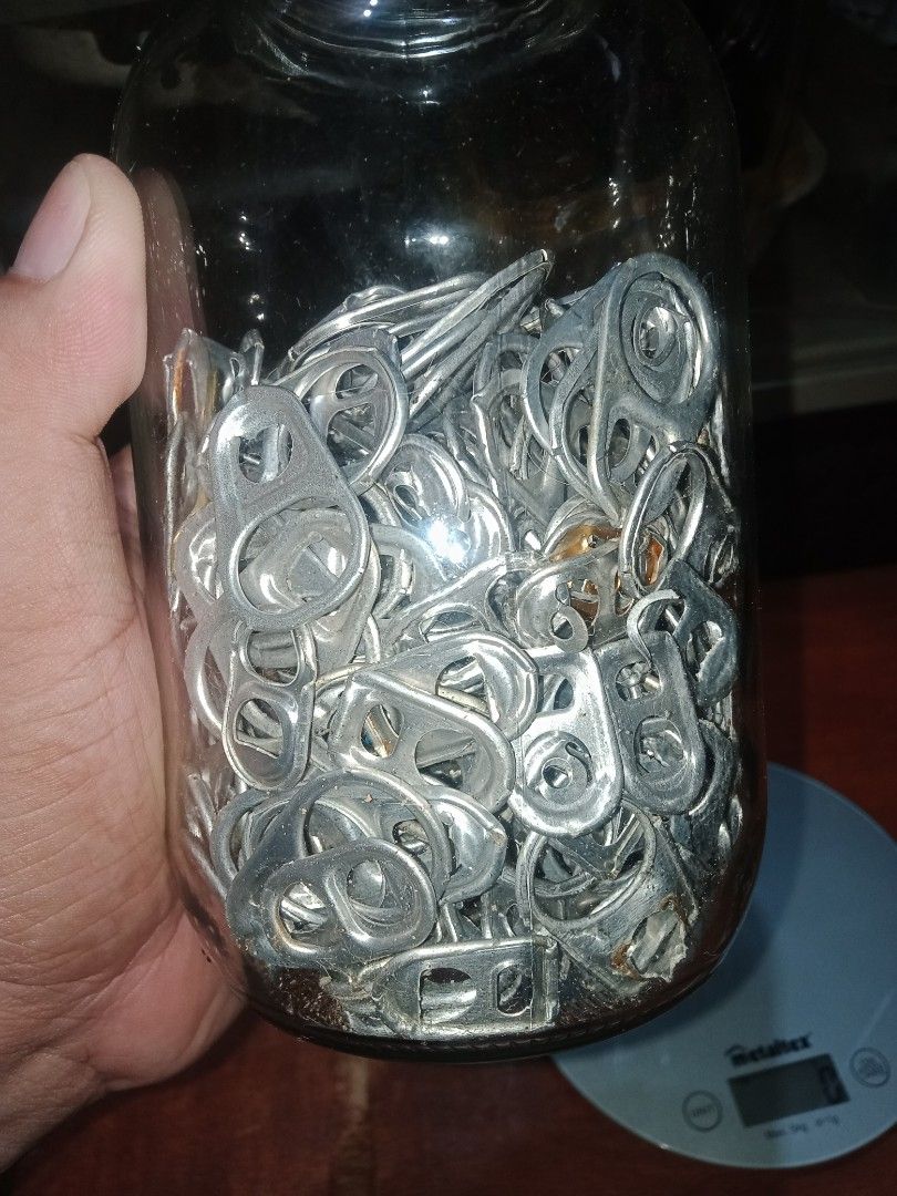 Aluminum can tab, Hobbies & Toys, Stationary & Craft, Craft Supplies