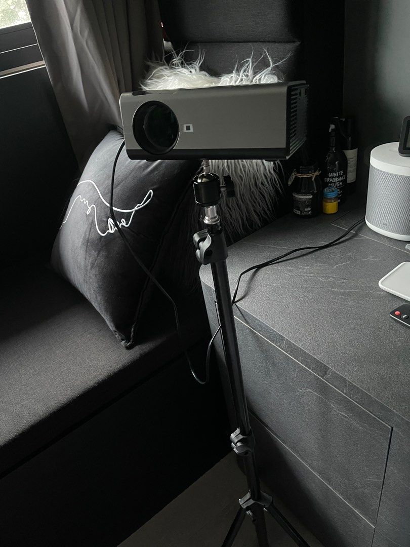 Android projector (Category: Projectors) located in Singapore. Submitted by lovelydoveyy (Listing ID 1209374252, Image 1). Description: Android 9 projector, pm me for more details. Comes with tripod too Husband bought for me but didnt use it as dont watch movies as often Pm me for more details.