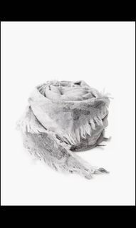 Aritzia Triangle blanket scarf