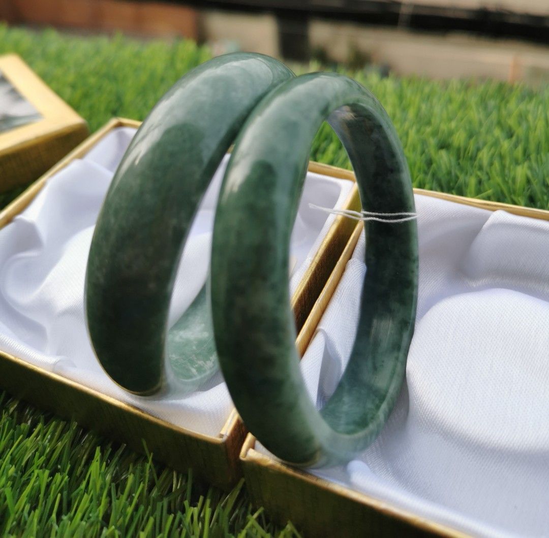 Authentic Myanmar Jade Stone Bangles from Burmese Supplier (Category: Luxury Accessories) located in Mandaluyong City. Submitted by peterlouie17_paolalouise10 (Listing ID 1209282598, Image 3). Description: Available and ready to ship out.. #Jade bangles originated in Myanmar from Singaporean Burmese Supplier.. #JadeBangles #MyanmarJadeBangles.