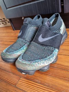 Authentic Nike Vapormax size 7 US women