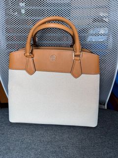 Original Tory Burch shoulder totes monogram 88400, Women's Fashion, Bags &  Wallets, Tote Bags on Carousell