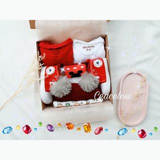 Baby Girl Gift Set (Ready Stock) Collection item 3