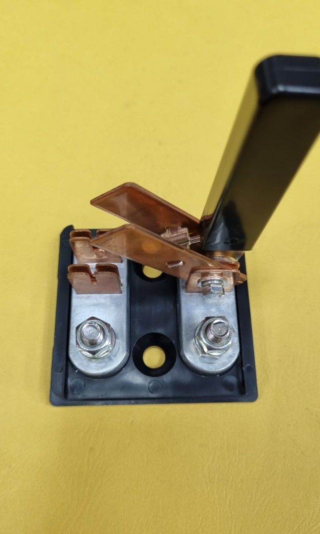 Battery Switch E108Y, 150A, Furniture & Home Living, Home Improvement
