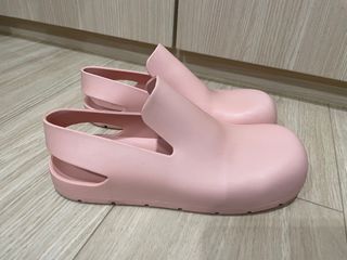 BOTTEGA VENETA