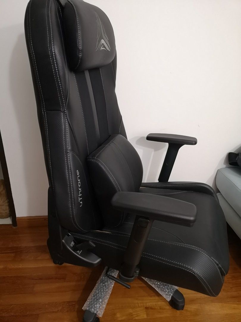 Brand New OSIM U Throne. Massage chair. Office chair. Gaming