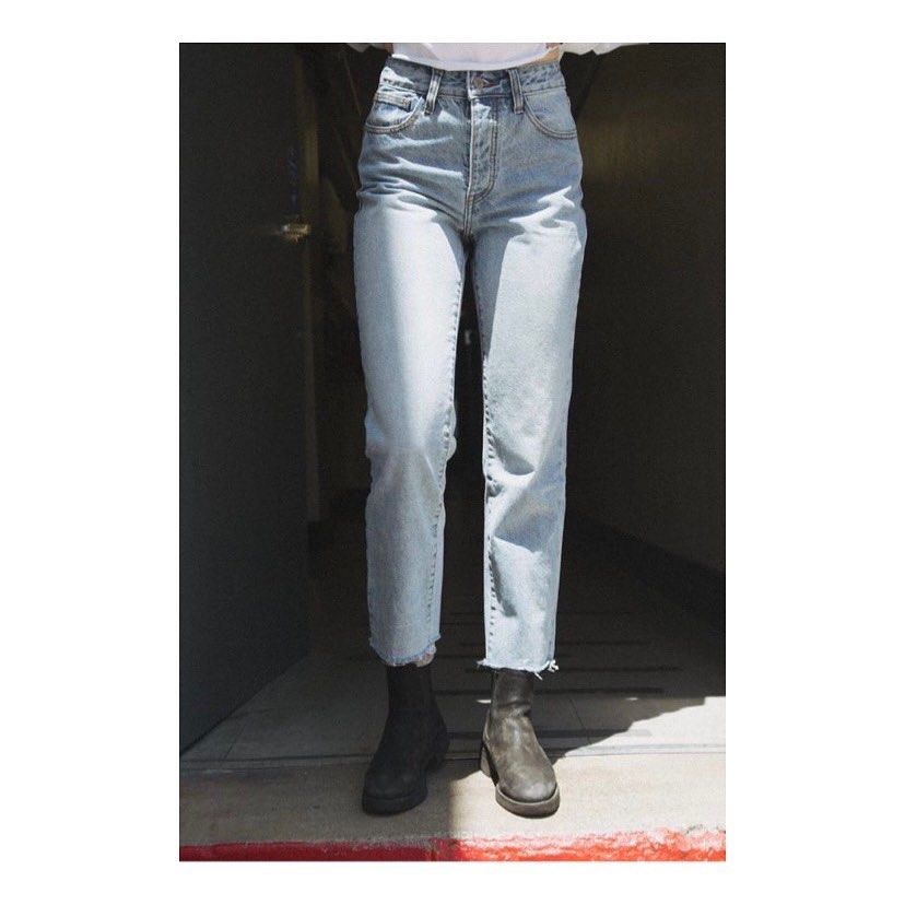 Brandy Melville Millie Light Wash Jeans