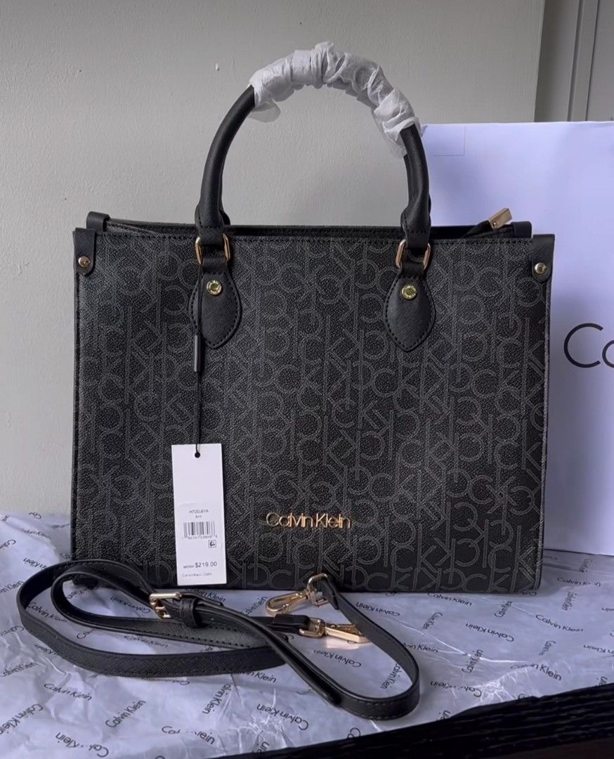 Calvin Klein OTG Bag Black